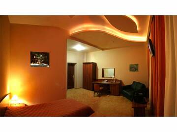 Полулюкс DBL 101 в Гостинице Парк Отель