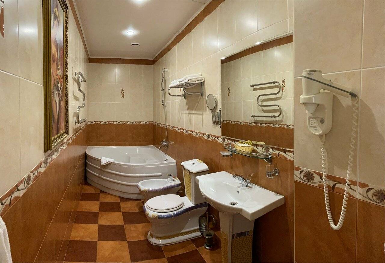 Фотографии номера Люкс 107 в Гостинице Парк Отель Дубна